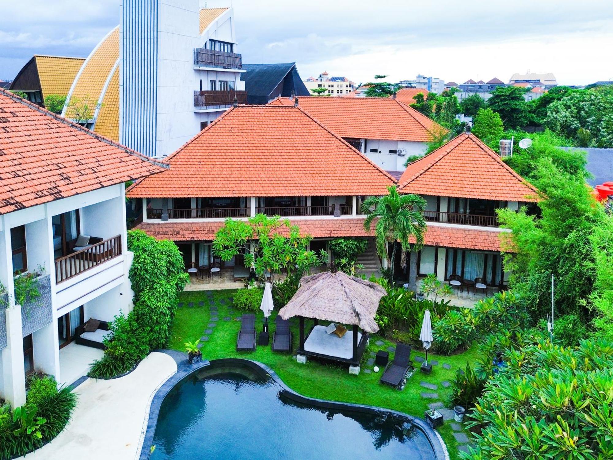 Villa Diana Bali 16 Bedrooms เซมินยัค ภายนอก รูปภาพ