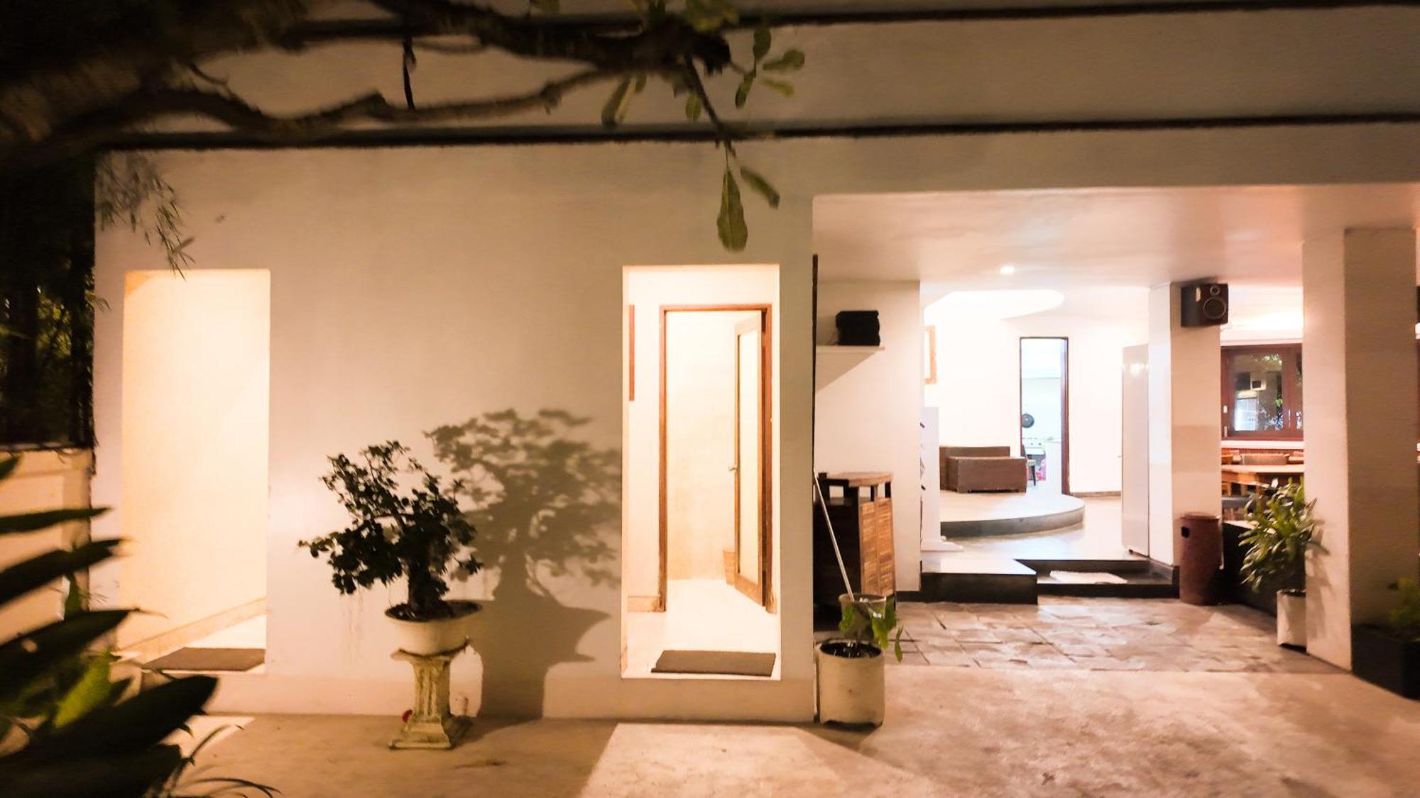 Villa Diana Bali 16 Bedrooms เซมินยัค ภายนอก รูปภาพ