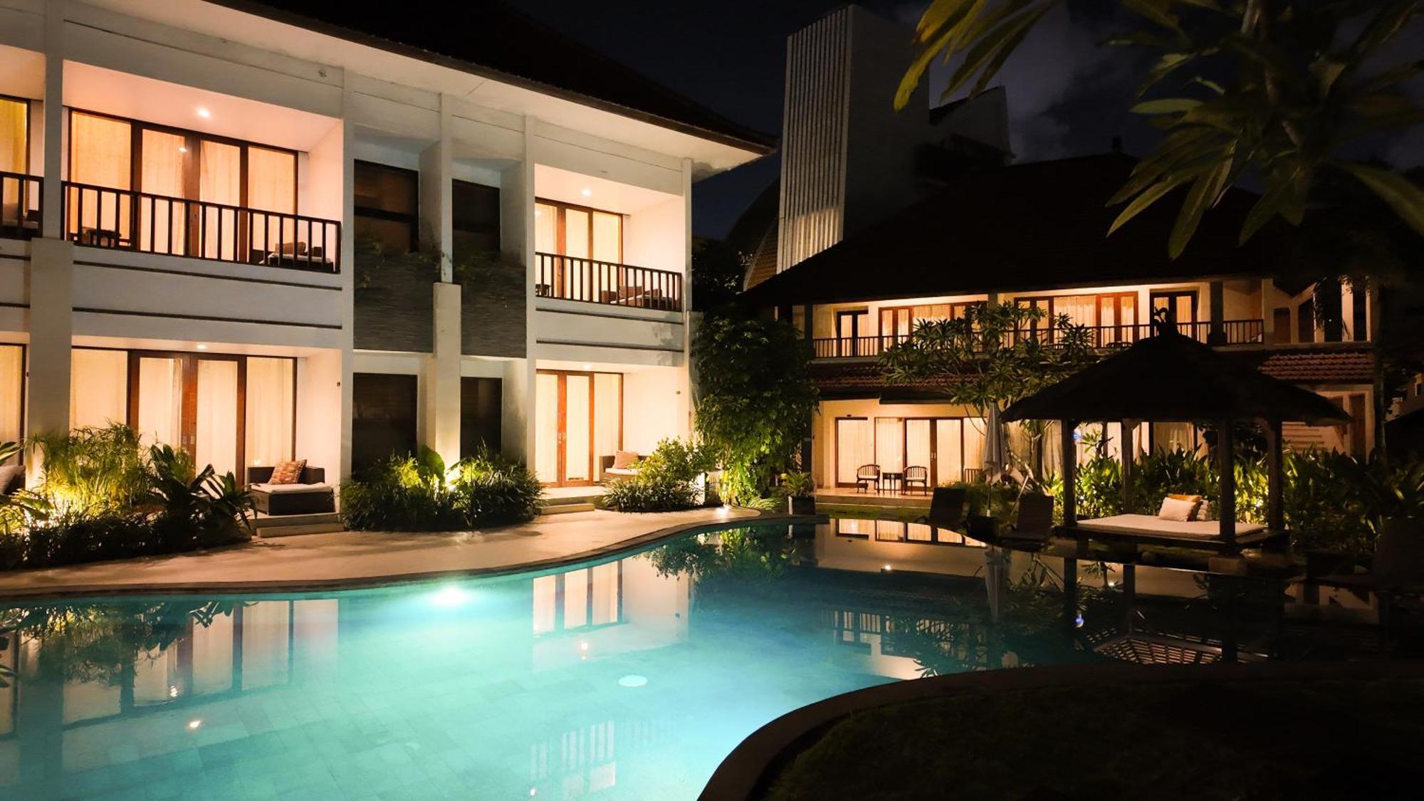 Villa Diana Bali 16 Bedrooms เซมินยัค ภายนอก รูปภาพ