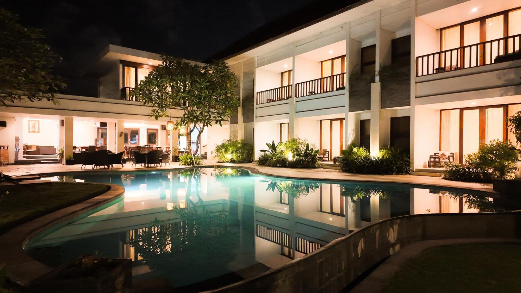 Villa Diana Bali 16 Bedrooms เซมินยัค ภายนอก รูปภาพ