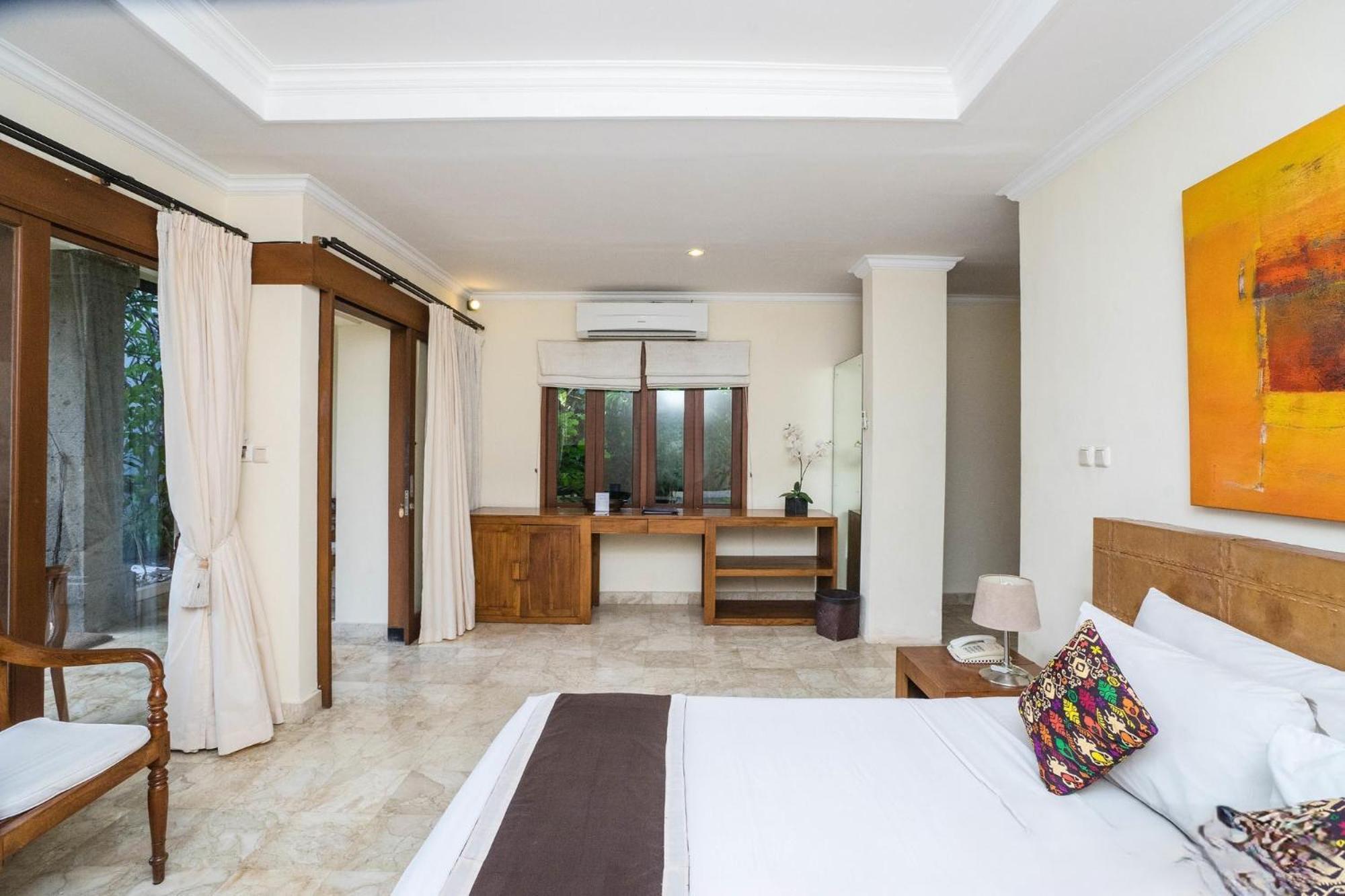 Villa Diana Bali 16 Bedrooms เซมินยัค ภายนอก รูปภาพ