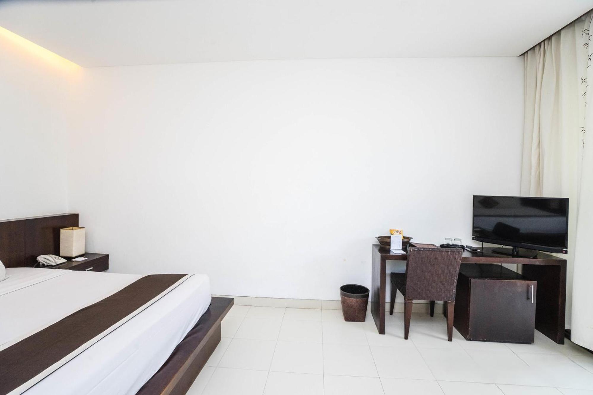 Villa Diana Bali 16 Bedrooms เซมินยัค ภายนอก รูปภาพ