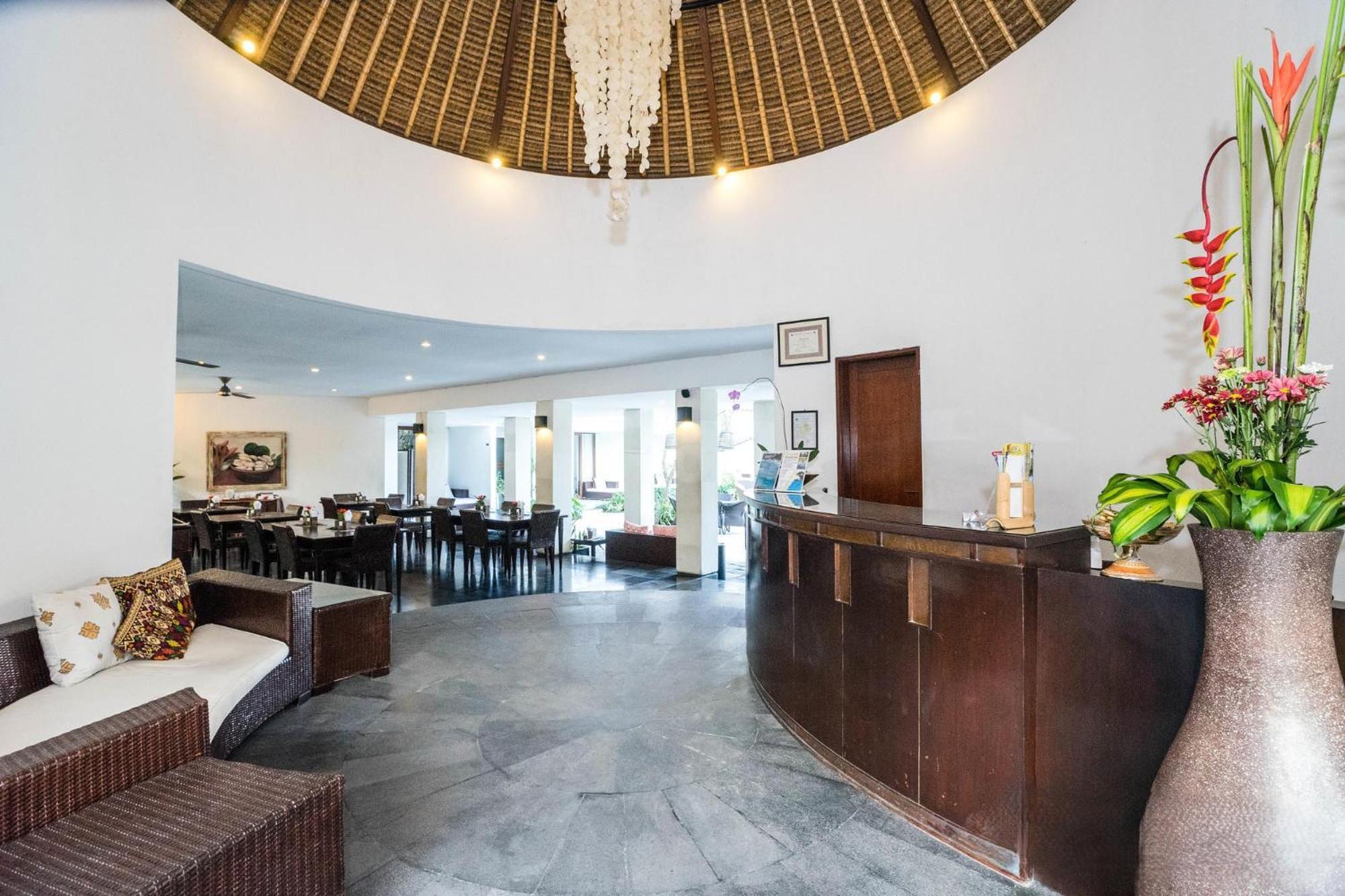 Villa Diana Bali 16 Bedrooms เซมินยัค ภายนอก รูปภาพ